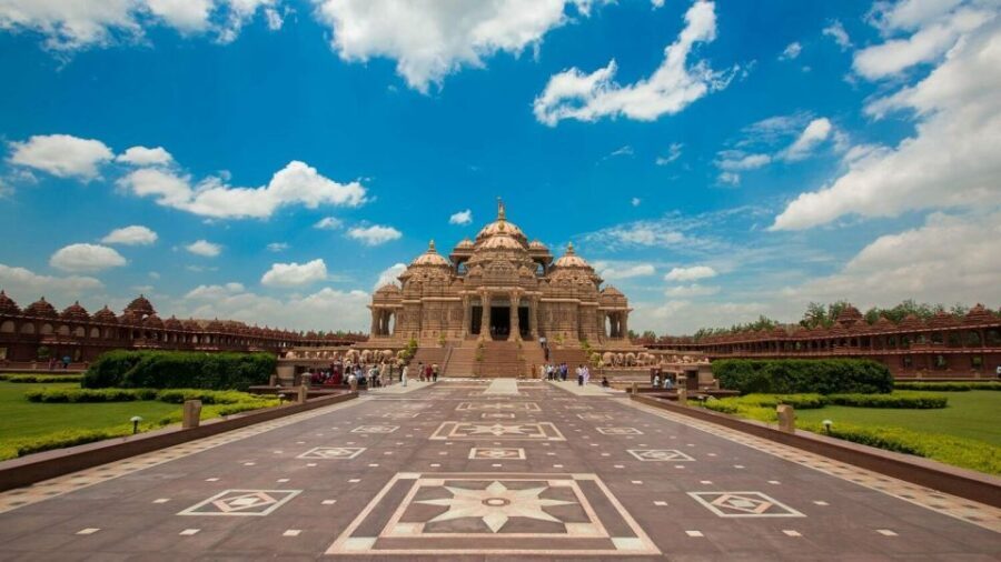 Tour To Swaminarayan Akshardham Guide & Delhi Transfers - The Value of Guided, Private Transfers and a Focused Visit