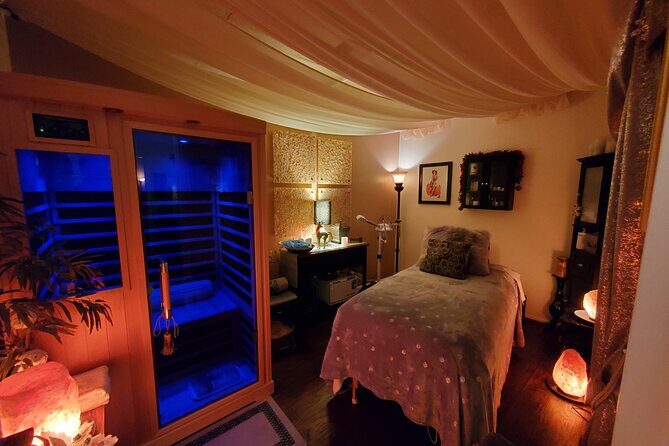 Tranquility and Romance Couples Massage Package with Bubbly