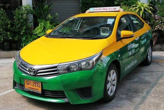 Transfer from DMK Donmuaeng International Airport to BKK Suvarnabhumi Airport - Who Should Use This Service?