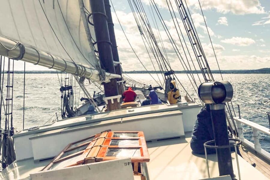 Traverse City: Fall Afternoon Sail Adventure on a Tall Ship - FAQ