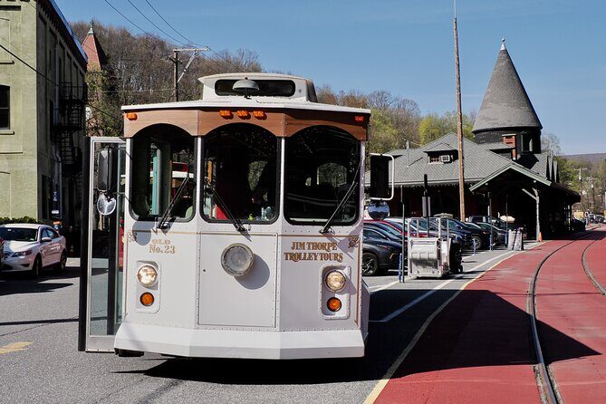 Trolley Tour in Historic Jim Thorpe - A Detailed Look at the Jim Thorpe Trolley Tour