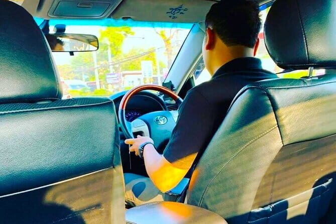 Try find your better than us! Airport transfer service in Denpasar APT-HTL(DPS) - Who should book this transfer?