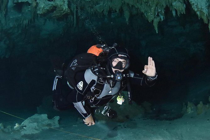 Tulum cenote diving. The ultimate experience in scuba - Exploring the Cenote: A Doctoral-Level Overview