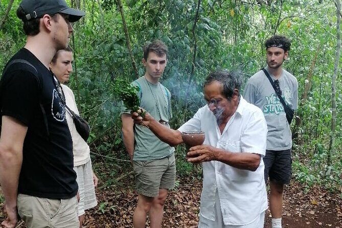 Tulum Monkey Sanctuary Tour Punta Laguna - Canoe Ride and Visiting Cenote Calavera