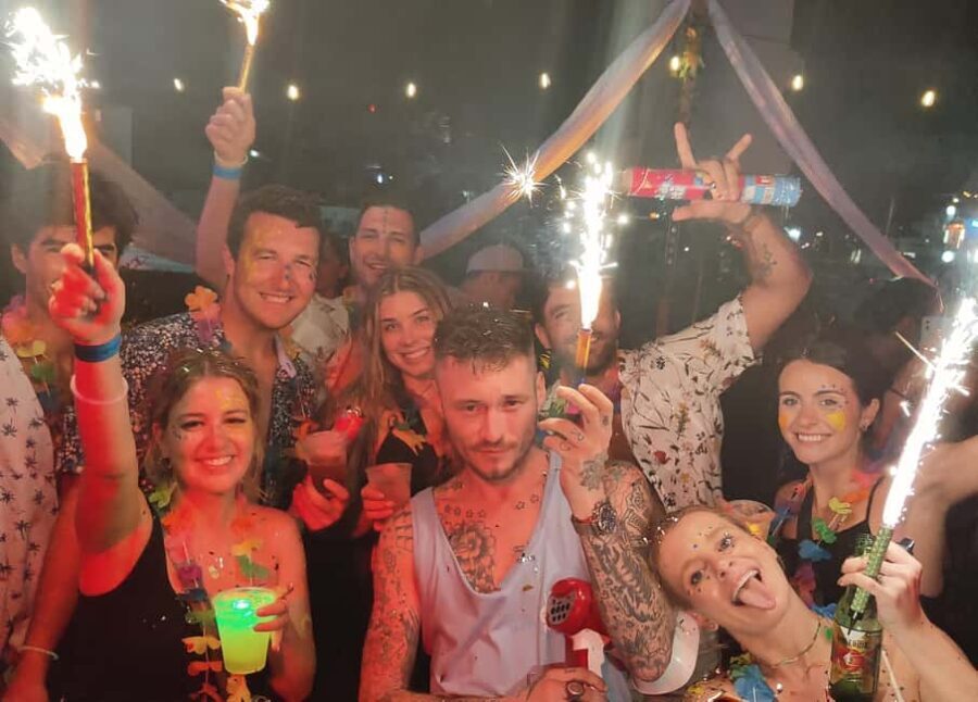 Tulum: Social Pub Crawl , meet fellow travelers, win prices - Tulum: Social Pub Crawl — Meet Fellow Travelers, Win Prizes