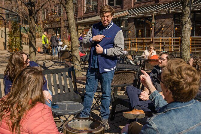 Twin Cities Walking Tour: Uncover Hidden Minneapolis Bars - An In-Depth Look at the Minneapolis Bar-Hopping Tour