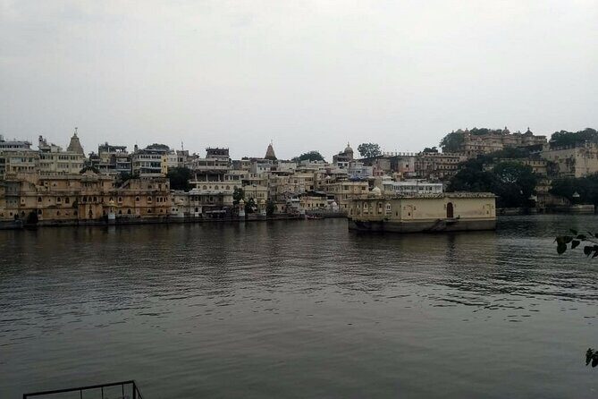 Udaipur City Private Luxury Tour With Guide - Why This Tour Offers Great Value