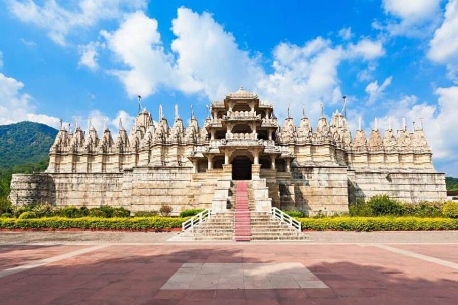 Udaipur: Full-Day Kumbhalgarh & Jain Temple Private Tour - Who Should Consider This Tour?