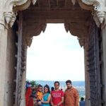 Udaipur Sightseeing Tour By Car With Guide - Who Should Book This Tour?