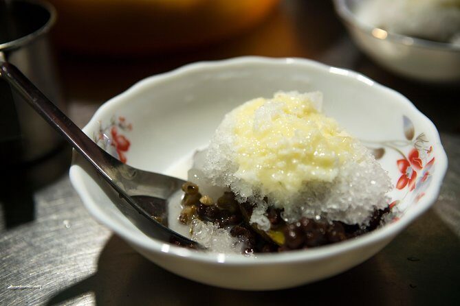 Ultimate Phnom Penh Food Tour by Tuk Tuk: 20 Tastings and Drinks - Who Would Love This Tour?