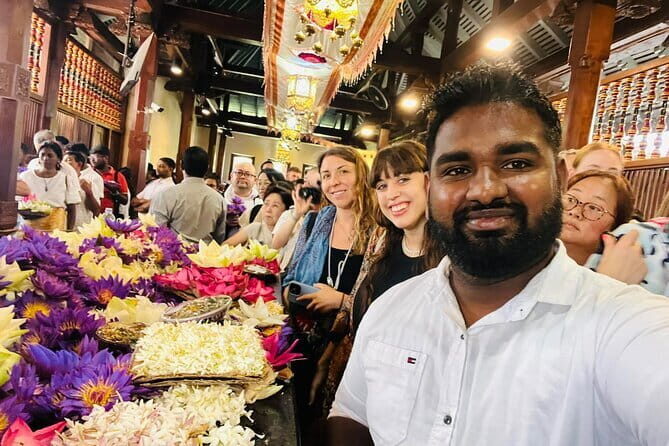Unforgettable Experience on a Private Day Tour of Kandy City - Practicalities & Tips