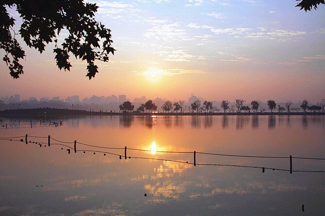 Unveil the Charm of Hangzhou - Half-Day Sightseeing Tour - The Bottom Line: Is This Tour Right for You?