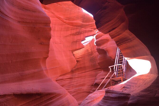 Upper and Lower Antelope Canyon with Horseshoe Bend Hiking Tour - The Sum Up