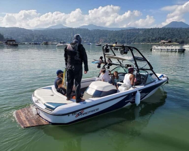 Valle de Bravo: Ski Boat Rentals - Who Will Love This Experience?