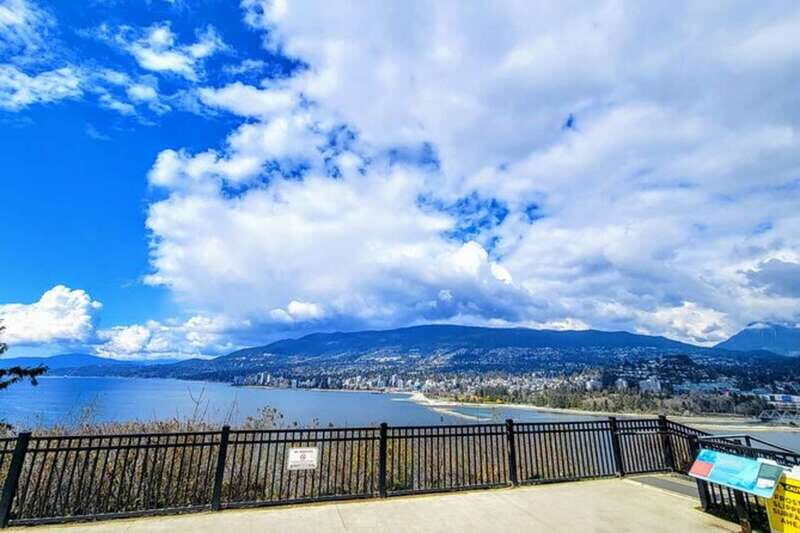 Vancouver: Half Day City Tour Private - Detailed Breakdown of the Tour Experience