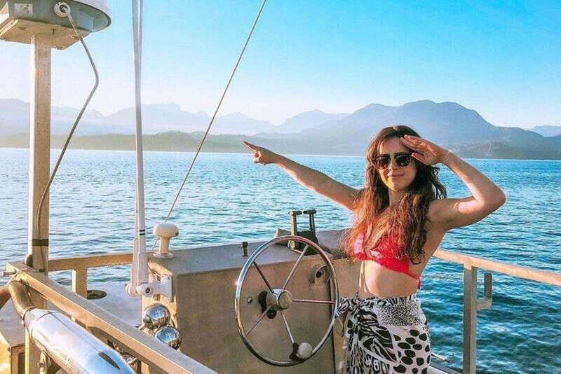 Vancouver: Sunset Boat Cruise with Complementary Bubbly - The Breakdown of the Itinerary