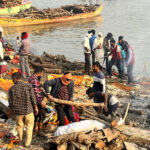 Varanasi: Manikarnika Ghat (Oldest Cremation Site) Tour - The Balance of Value and Experience