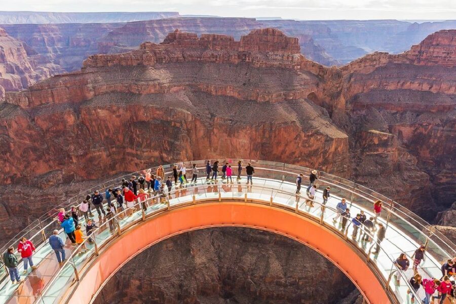 Vegas: Grand Canyon, Hoover Dam, Lunch/Skywalk Options, WiFi - Who Should Consider This Tour?
