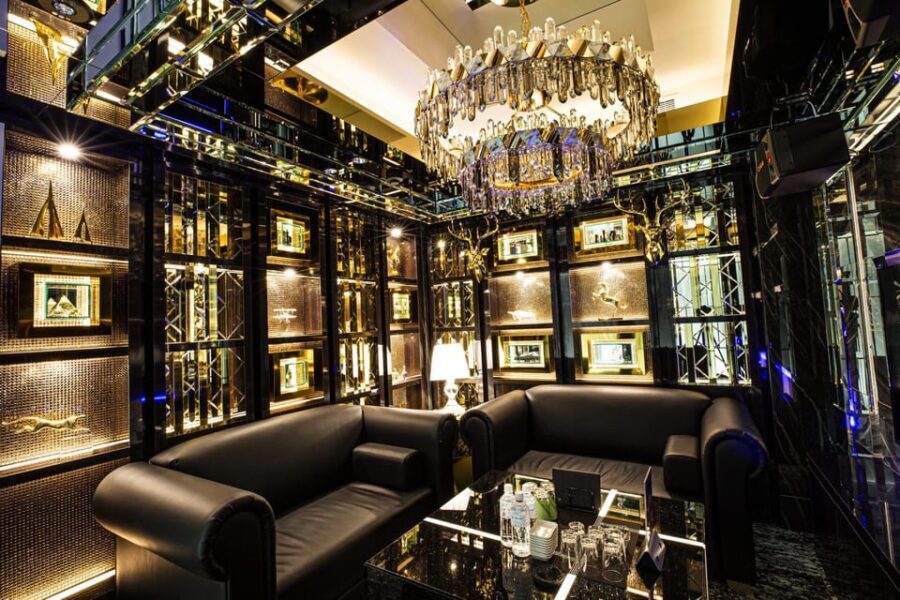 VIP Private Hostess Club Tokyo Night Life Karaoke with Girls - A Step-by-Step Walkthrough of the Itinerary