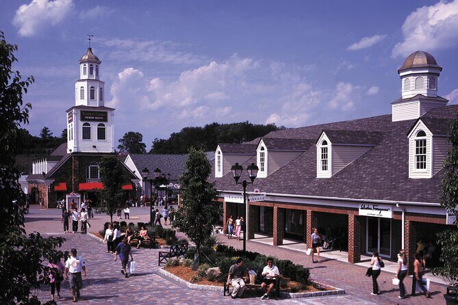 VIP Private Trip to Woodbury Common Premium Outlets - Who Should Consider This Tour?