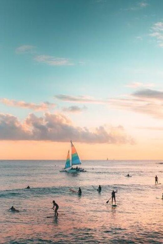 Waikiki Beach: Turtle Snorkeling and Sailing on Hwea