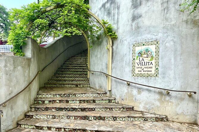 Walking Tour exploring the Art along the San Antonio Riverwalk - A Close Look at the Art Walking Tour: What to Expect