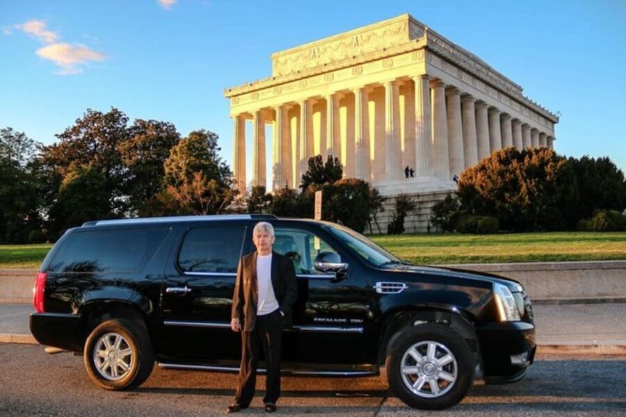 Washington: Arlington Cemetery Tour with Hotel Pick-Up - The Experience at a Glance