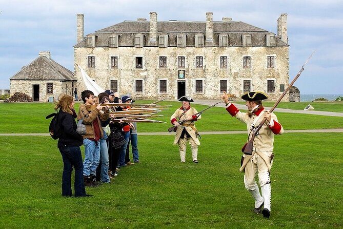 Washington D.C. ,Niagara Falls 5-Day Tour from New York - Day 3: Art, Science, and Natural Wonder in Western New York