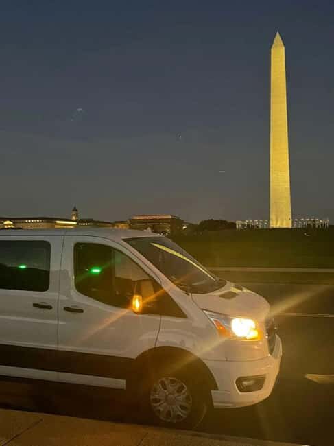 Washington DC: Night Tour of the City's Iconic Landmarks - Authentic Experiences and Authentic Insights