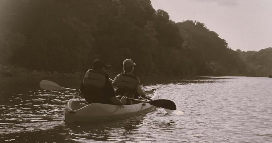 Washington DC: Potomac River Ghost Stories Kayak Tour - Key Points