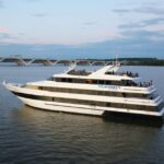 Washington DC: Thanksgiving Buffet Lunch River Cruise - A Deep Dive Into the Thanksgiving River Cruise Experience
