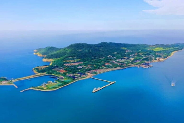 Weihai: Liugong Island and Dongpu Bay Beach Day Trip - Key Points