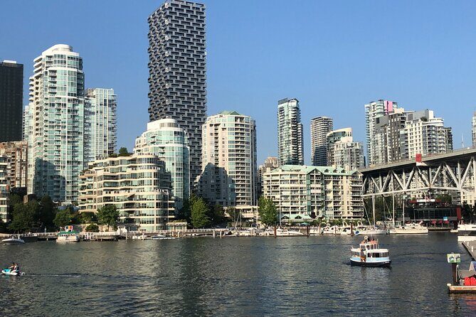 Welcome Vancouver City Tour under 89$ - In-Depth Look at the Vancouver Experience