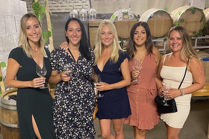 West Kelowna Half Day Wine Tour- Incl. Tasting Fees & Guide Grat! - FAQ