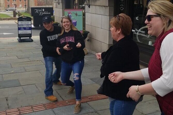 Windsor City Scavenger Hunt by Zombie Scavengers - Why This Tour Is a Great Choice