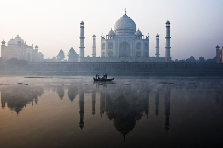 Women Special from Delhi: Agra Sightseeing by Fastest Train - Who Should Consider This Tour?