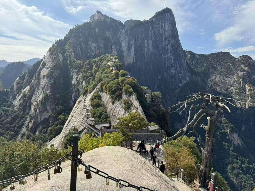 Xi'an: Hua Shan Mountain Private day Tour - Discovering the Highlights of the Mount Hua Private Tour