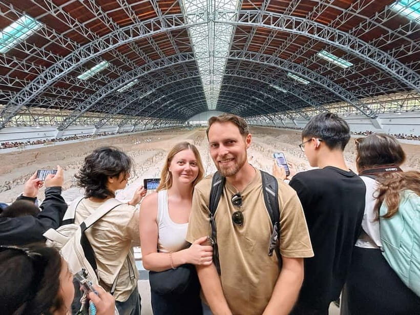 Xi'an in A Day: Terracotta Army & City Highlights with Lunch - Authenticity and Guides: The Heart of the Tour