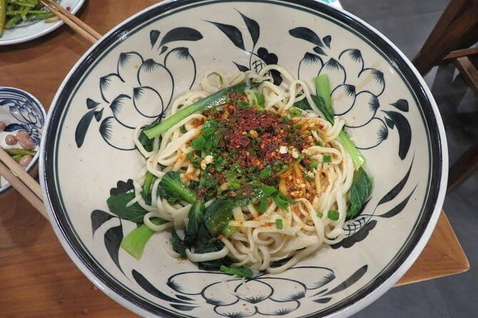 Xi'an Vegetarian Food Tour - Exploring Xian: A Balance of History and Flavors