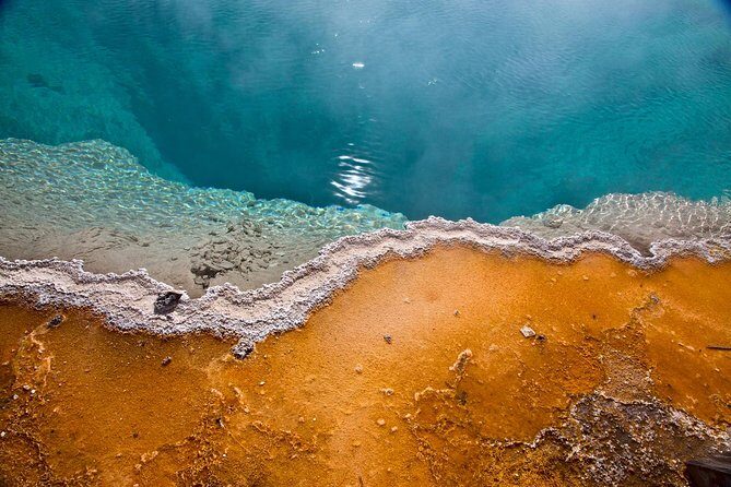 Yellowstone National Park Group Tour - Exploring Yellowstone with a Guide