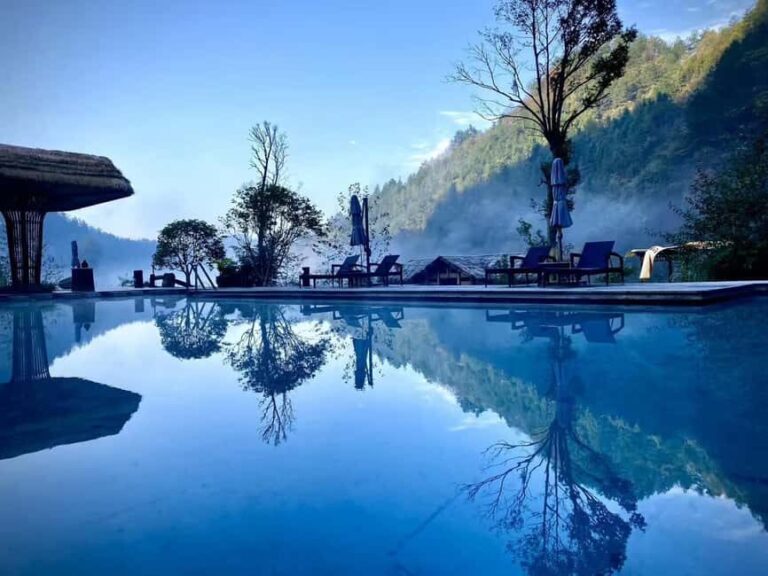 Zhangjiajie: Avatar Canyon Hike & Waterfall Tour - The Journey to Qingfeng Canyon