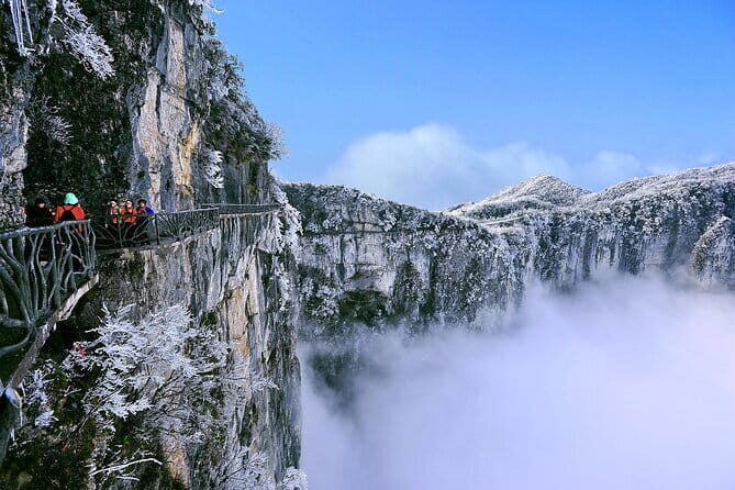 Zhangjiajie Mini Group Day Tour: Glass Bridge & Tianmen Mountain - The Itinerary Breakdown