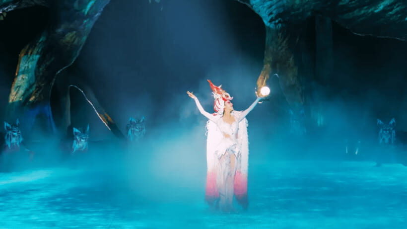 Zhangjiajie: Tianmen Fox Fairy Live Performance - The Production and Stage Effects