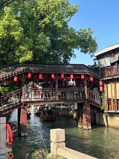 Zhujiajiao Water Town & Shanghai Highlights Day Tour - Why This Tour Works Well for Travelers
