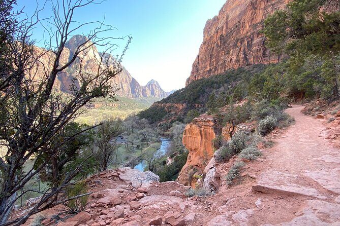 Zion National Park: Private Guided Hike & Picnic - Who Should Consider This Tour?