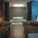 1.5Hrs RelaxingWhole body with Herbcompress -Free Transportation - Who Would Love This Experience?