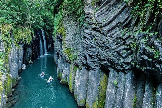 1 Day Land of Myths in Japan Takachiho Private Tour from Kumamoto - What Travelers Say