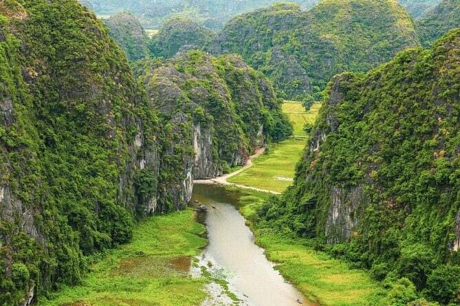 1 Day Luxury Tour to Ninh Binh Bai Dinh Trang An Mua Cave - Why This Tour Offers Great Value