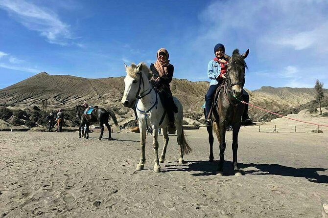 1 Day - Mount Bromo (5 spots) and Madakaripura waterfall // 23.00 - 18.00 - Who Should Consider This Tour?