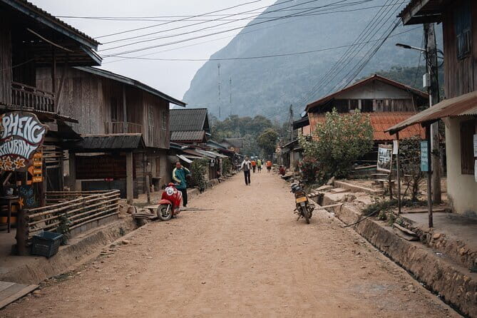 1 Day Nong khiaw to Weaving Village Mung Ngoi and Kayaking - FAQ